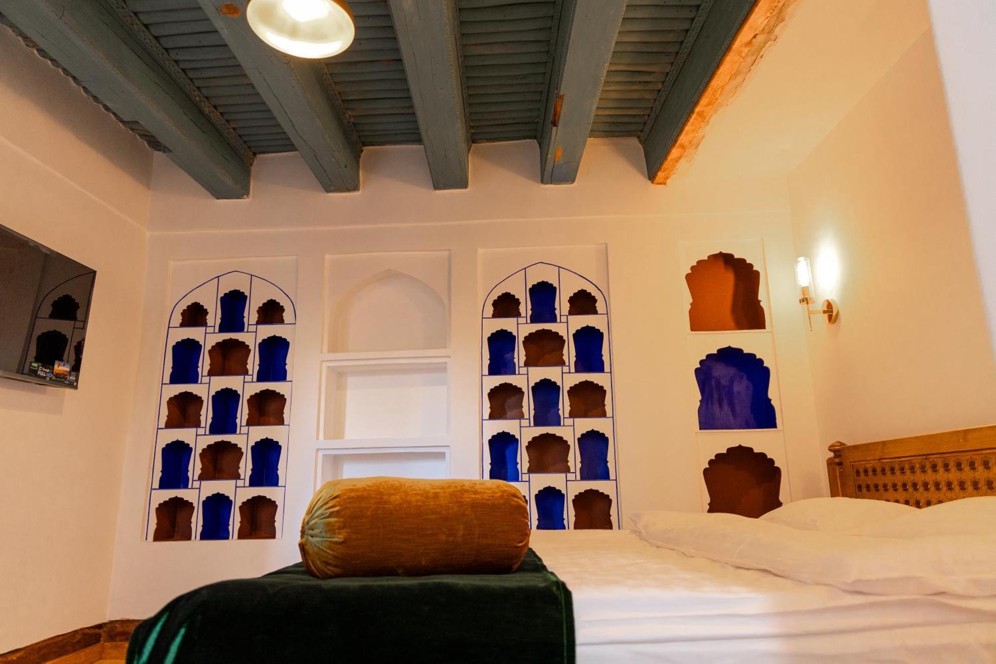 Duston Boutique XIX Century Rooms Bukhara Exterior photo