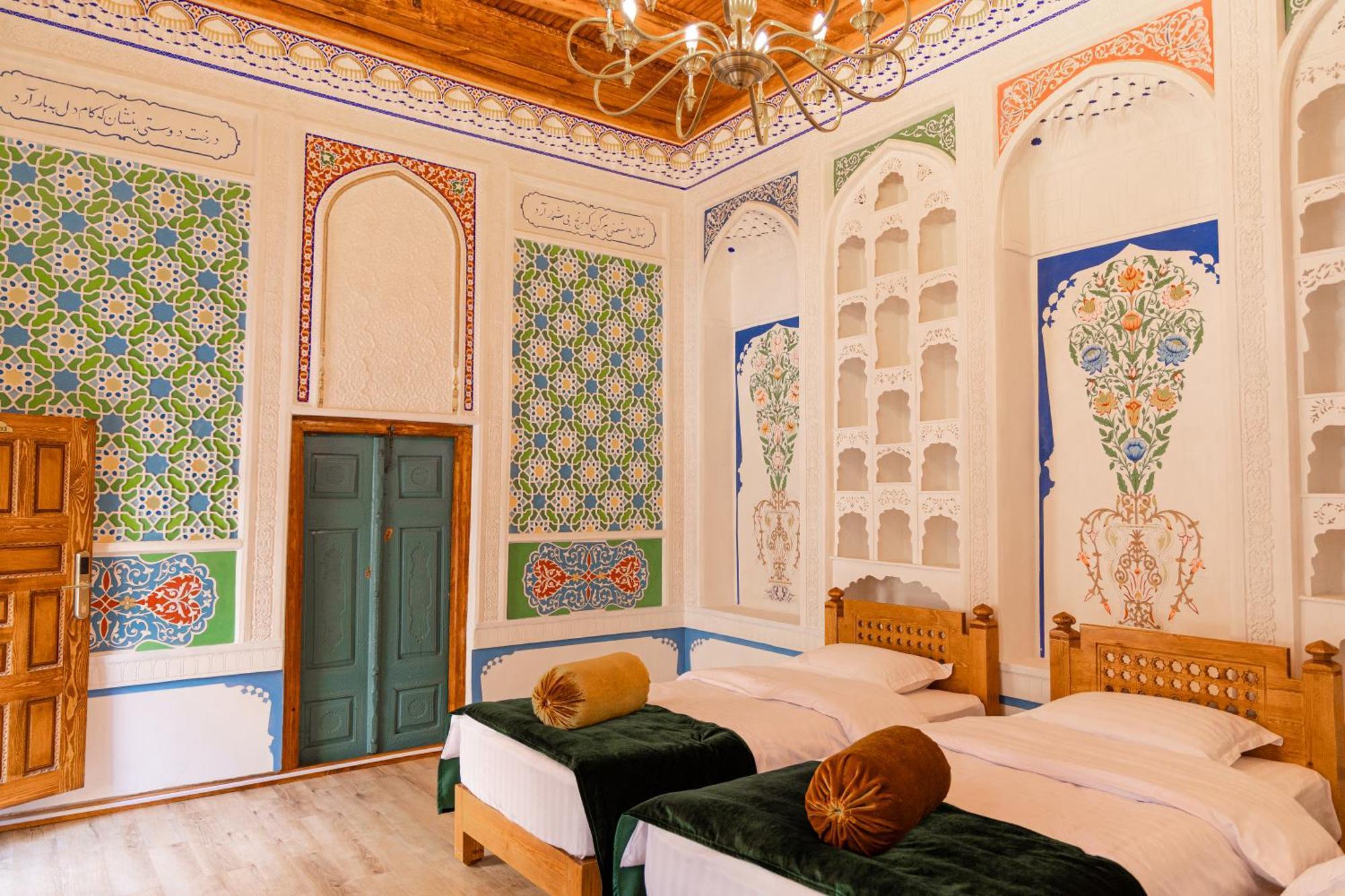 Duston Boutique XIX Century Rooms Bukhara Exterior photo