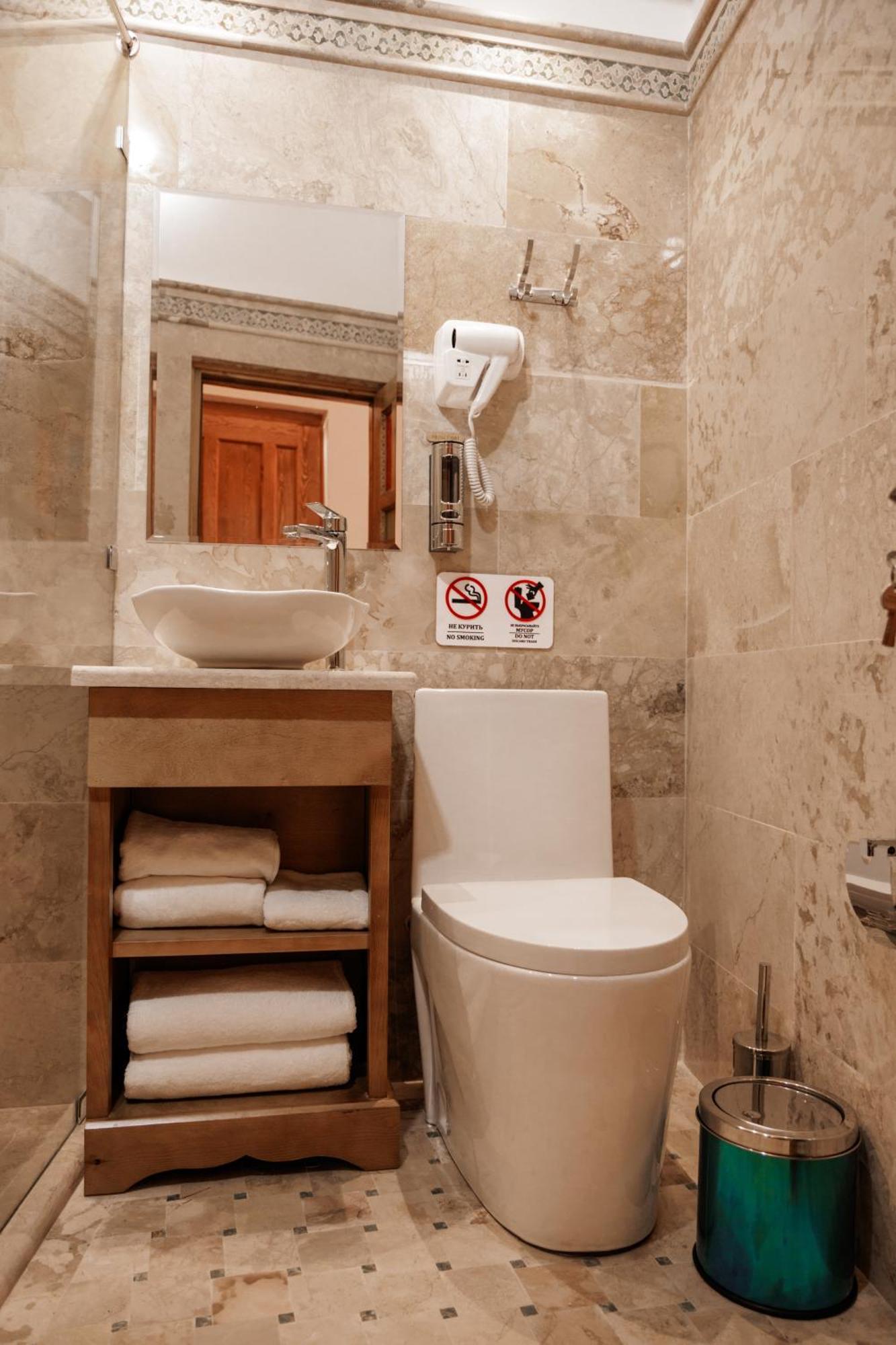Duston Boutique XIX Century Rooms Bukhara Exterior photo