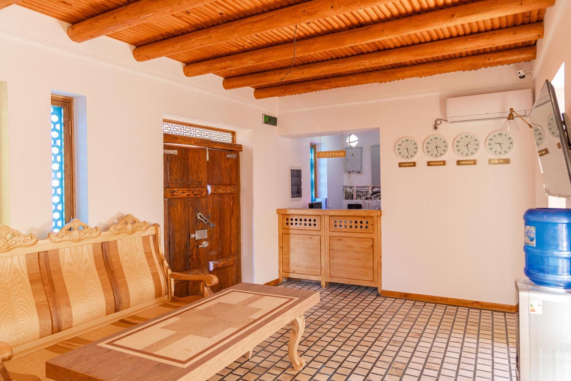 Duston Boutique XIX Century Rooms Bukhara Exterior photo
