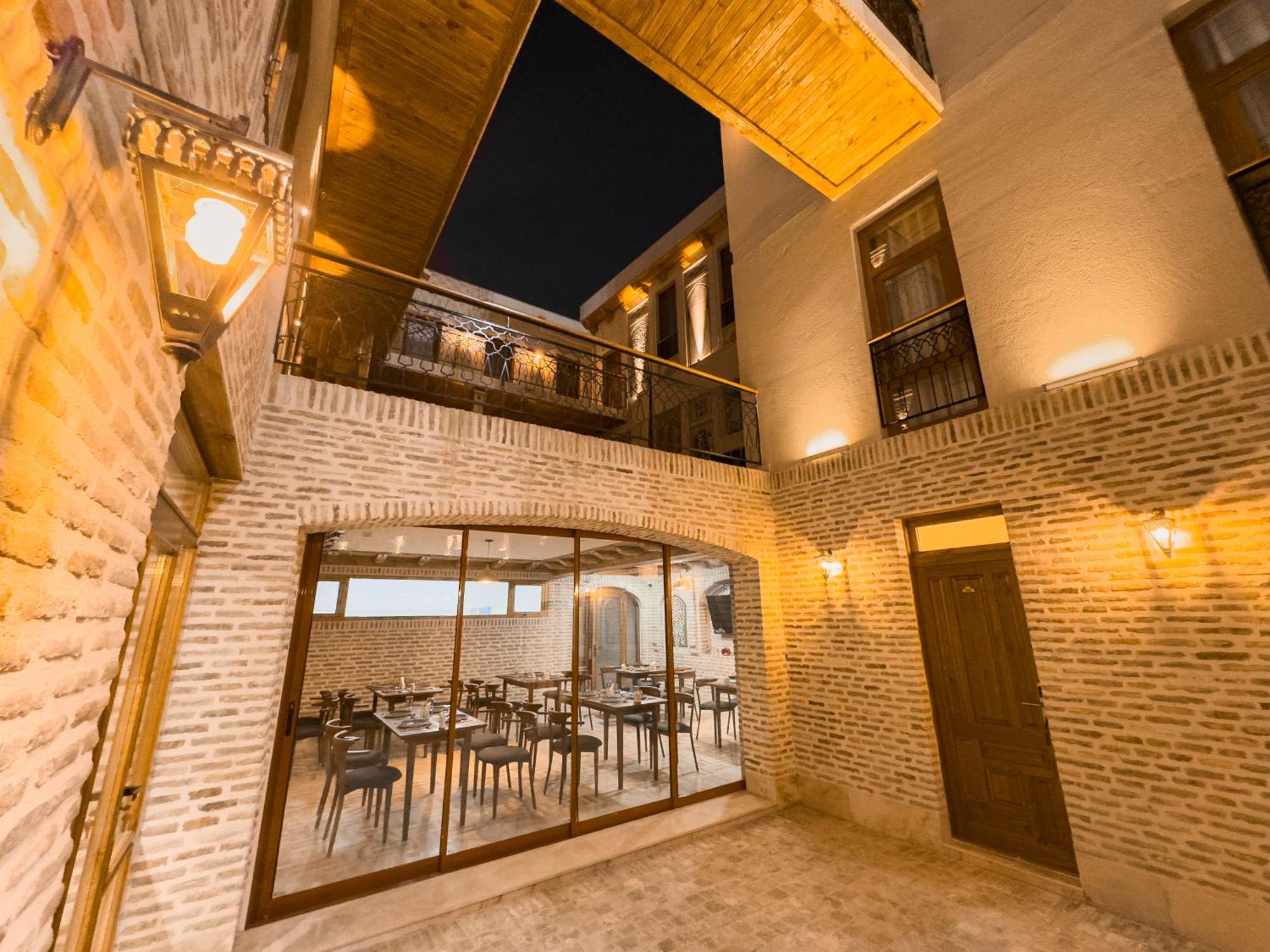Duston Boutique XIX Century Rooms Bukhara Exterior photo