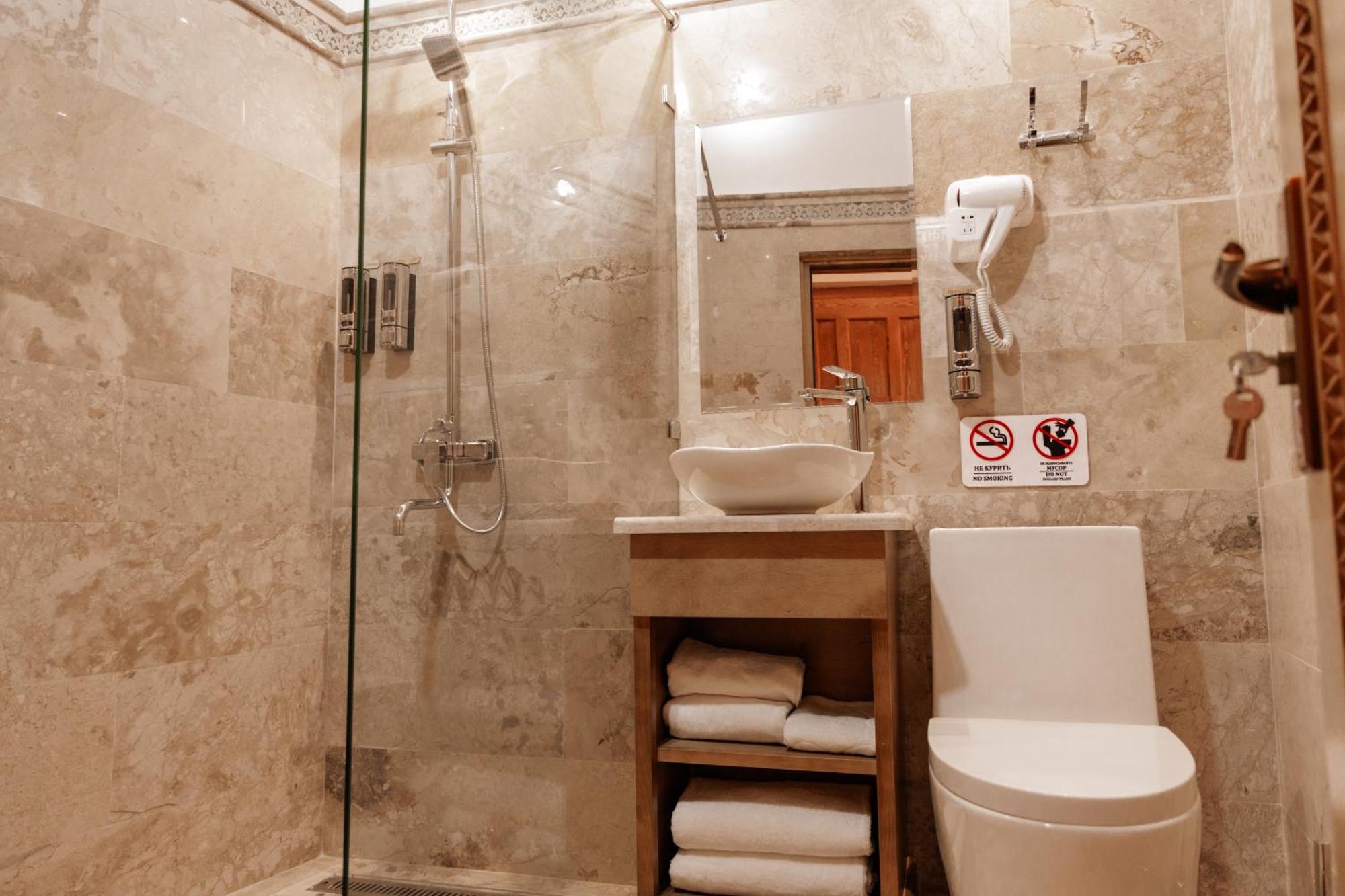 Duston Boutique XIX Century Rooms Bukhara Exterior photo
