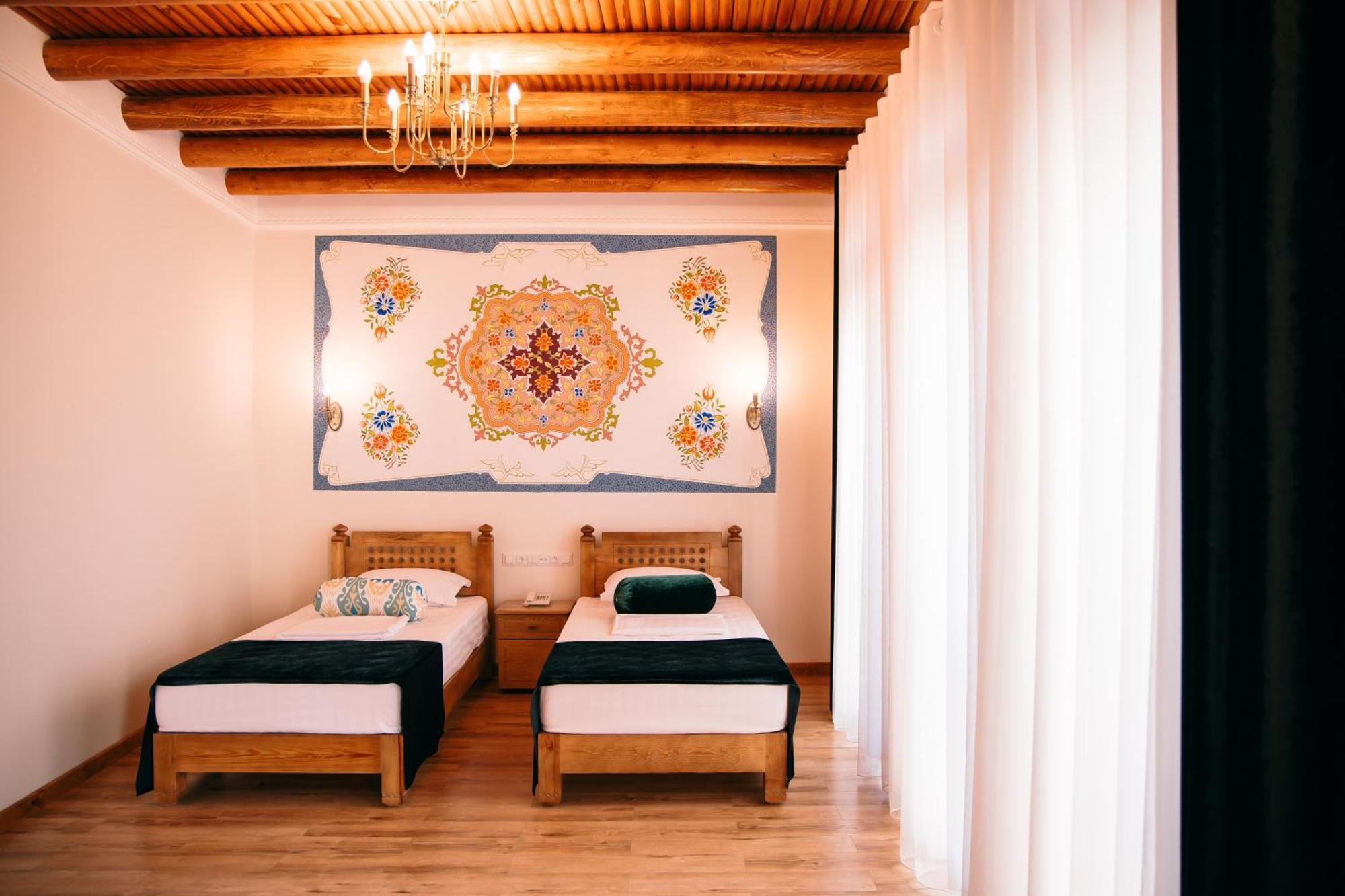 Duston Boutique XIX Century Rooms Bukhara Exterior photo