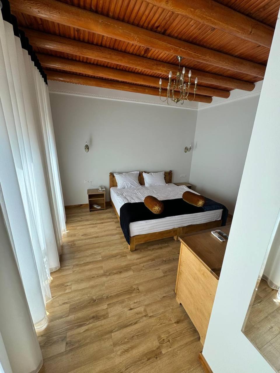 Duston Boutique XIX Century Rooms Bukhara Exterior photo