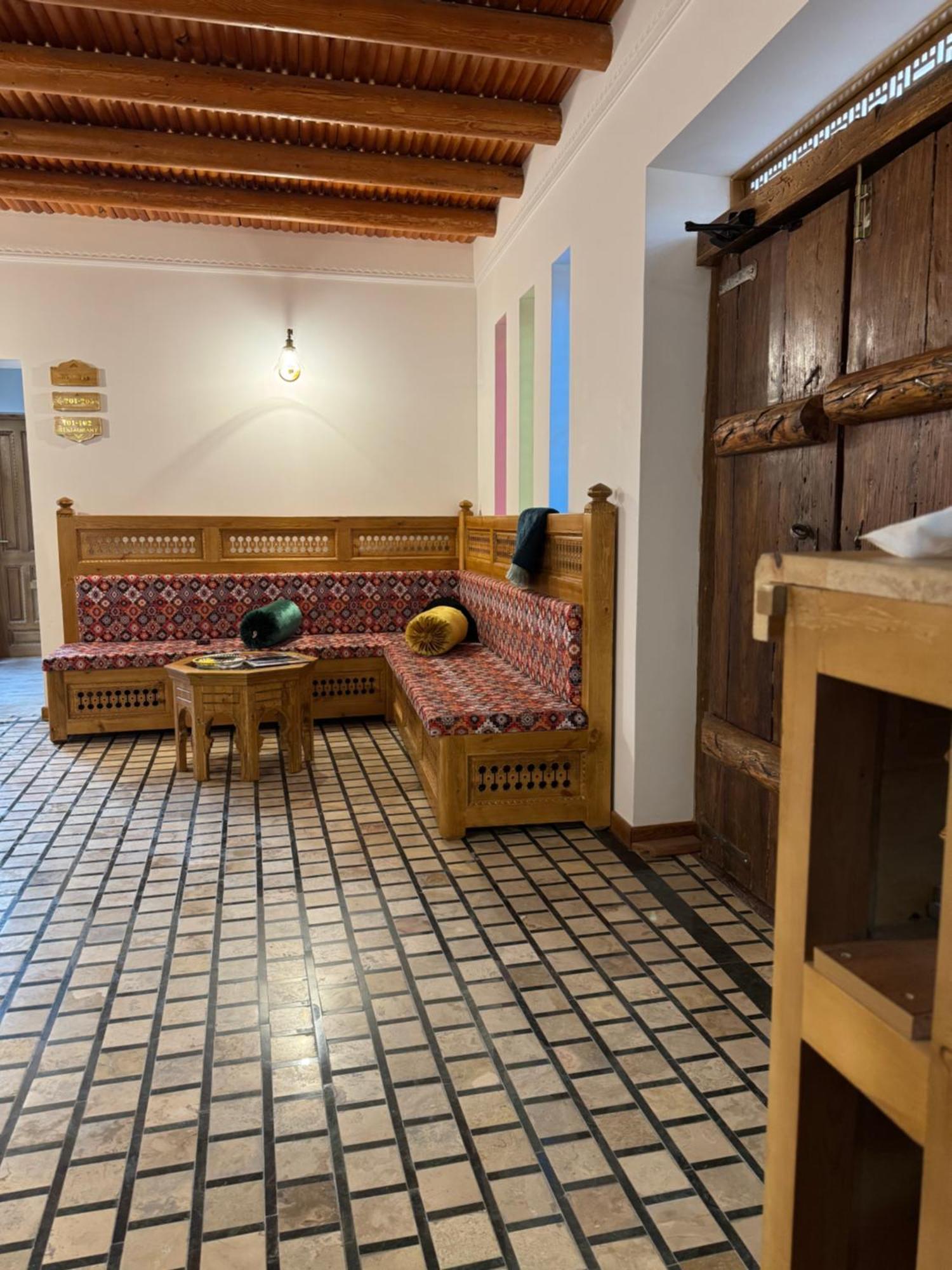 Duston Boutique XIX Century Rooms Bukhara Exterior photo